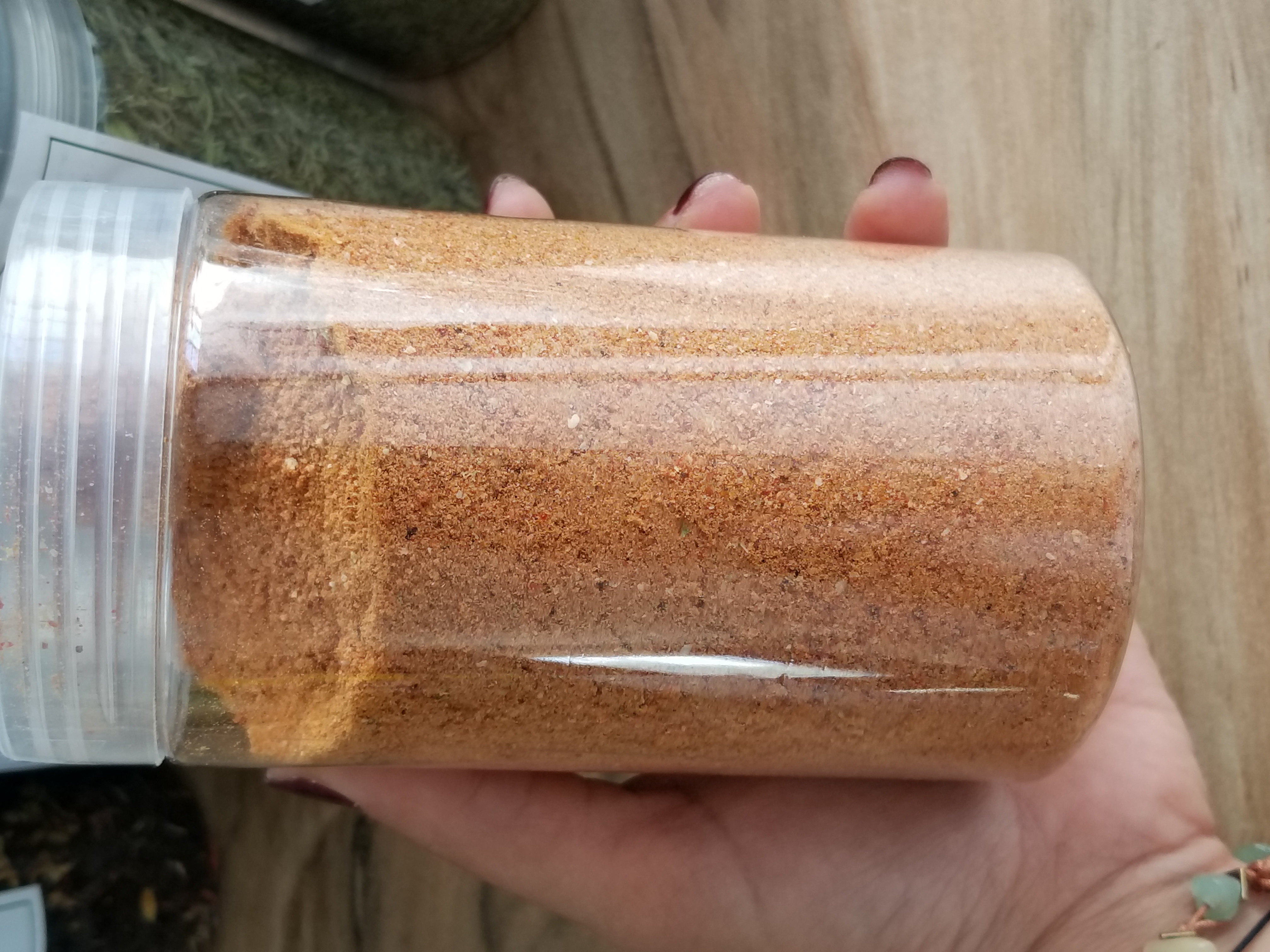 سس گوجه مامانا